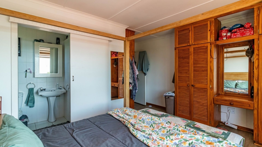 4 Bedroom Property for Sale in Cintsa East Eastern Cape